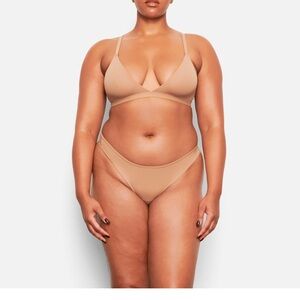 Skims Fits Everybody Triangle Bralette in Sienna